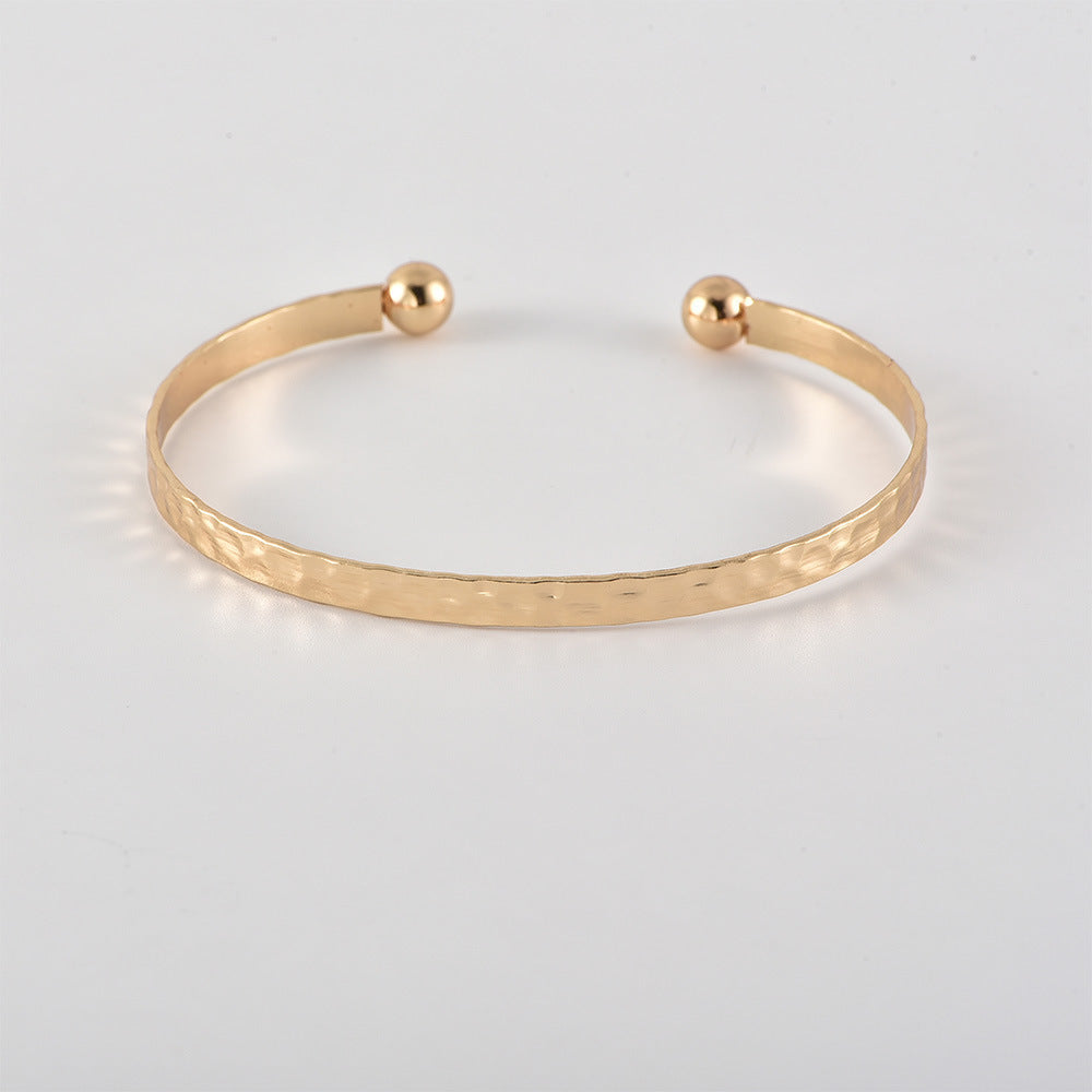 Natural shell arrow geometric bracelet