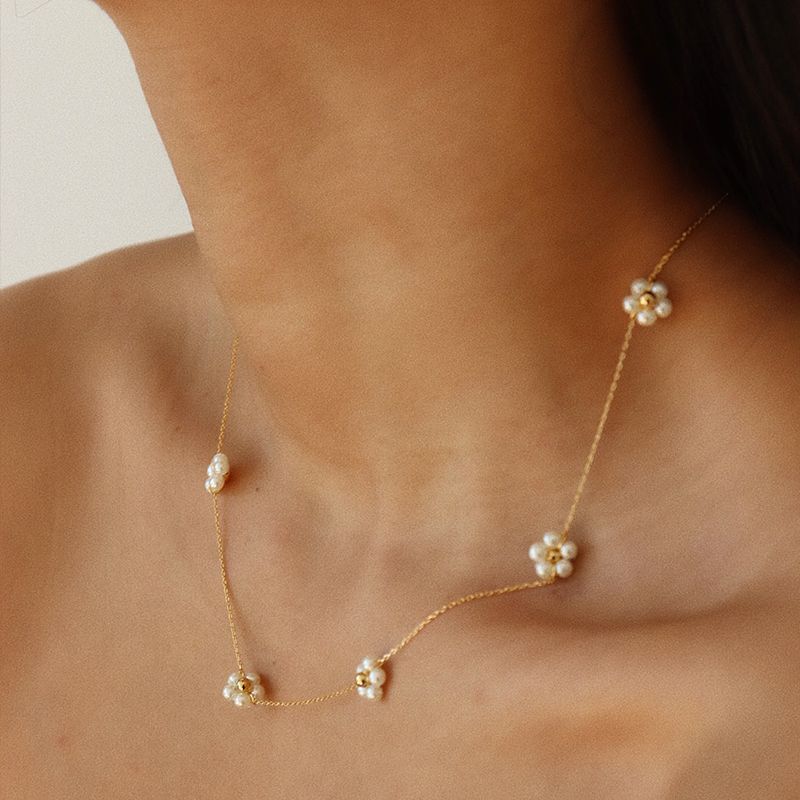 Flowers Necklace Pearl