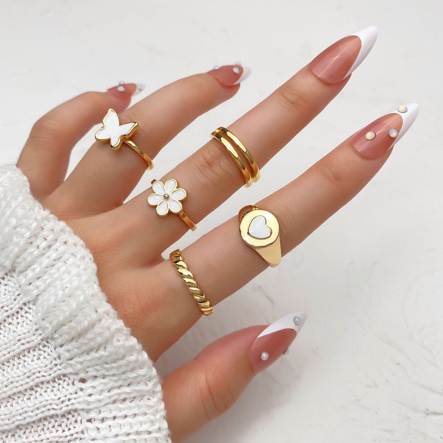 Fashion Multilayer Heart Knuckle Index Finger Ring Set