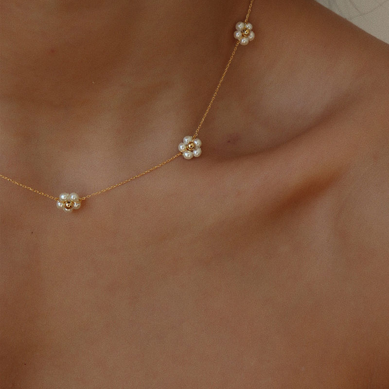 Flowers Necklace Pearl